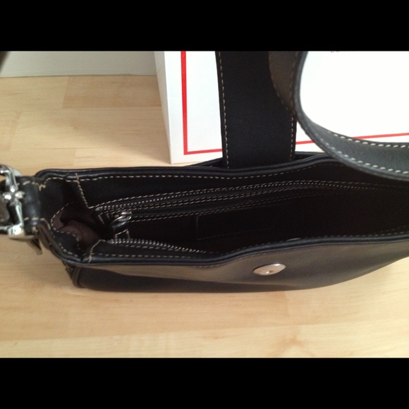 Authentic Coach Handbag - Picture 3 of 6